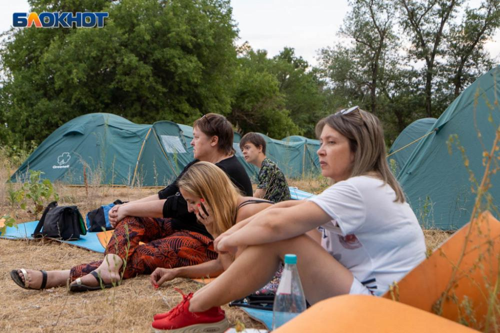 Губернатор остаётся, экоактивистов разогнали: на федеральном уровне озвучили успехи и неудачи региона Губернатор остаётся, экоактивистов разогнали: на федеральном уровне озвучили успехи и неудачи региона