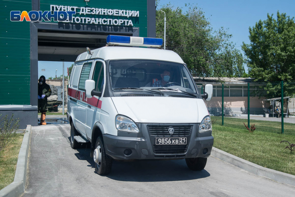 Скорую вызвали соседи: умер 47-летний волгоградец с COVID-19 Скорую вызвали соседи: умер 47-летний волгоградец с COVID-19