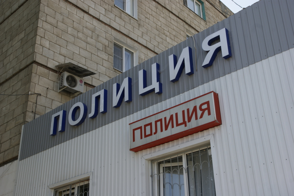 Волгоградка пожаловалась на семью полицейского из-за мата на ребенка Волгоградка пожаловалась на семью полицейского из-за мата на ребенка