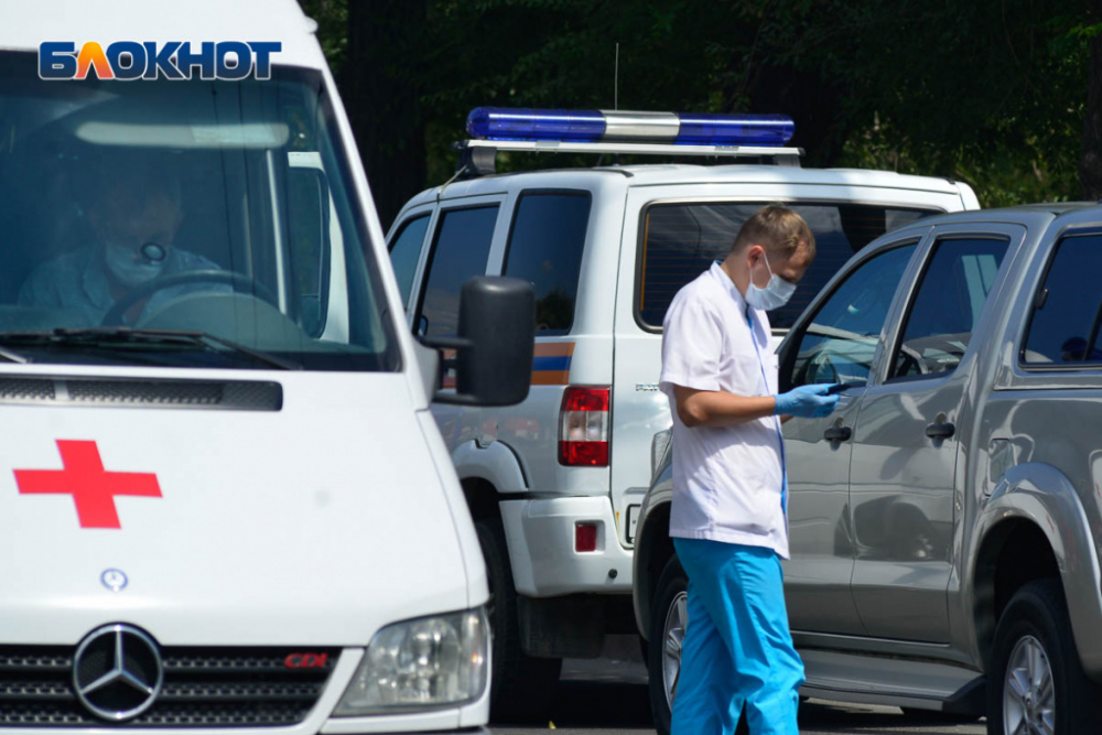 Больную волгоградку высадили среди ночи в Волжском из-за душевной доброты фельдшера Больную волгоградку высадили среди ночи в Волжском из-за душевной доброты фельдшера