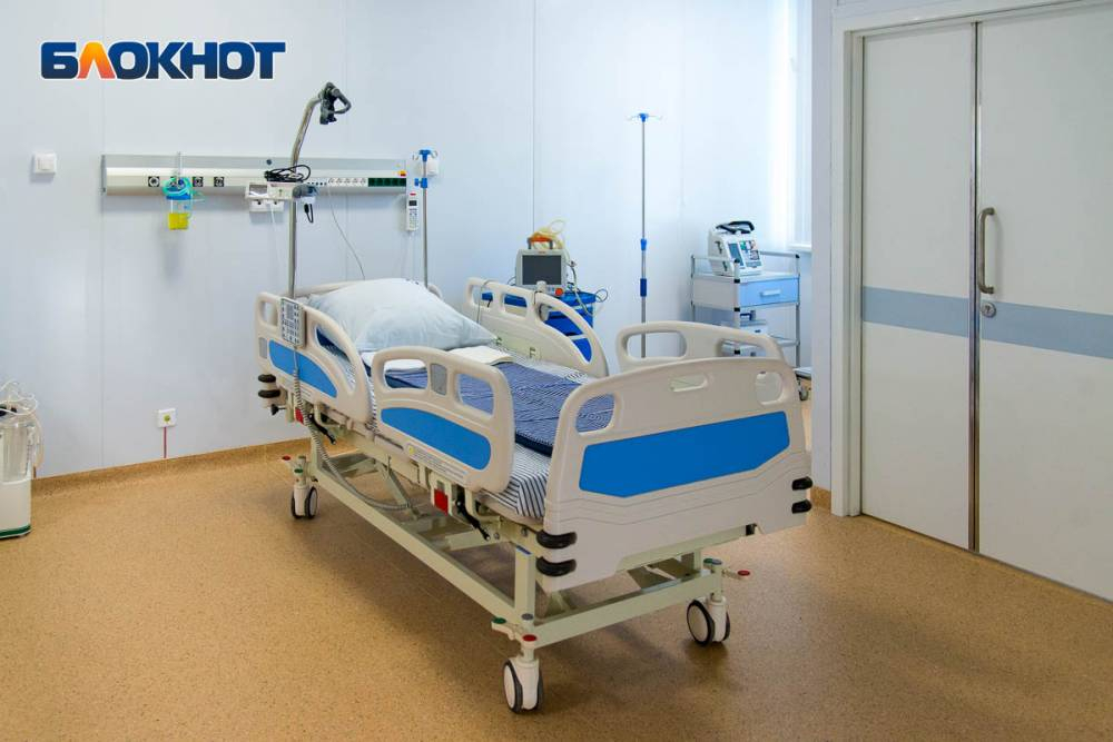 В Волгограде от осложнений после COVID-19 скончался еще один врач В Волгограде от осложнений после COVID-19 скончался еще один врач