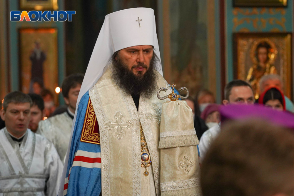 В антицерковности и массовых изгнаниях обвинили митрополита Волгоградской епархии Феодора В антицерковности и массовых изгнаниях обвинили митрополита Волгоградской епархии Феодора