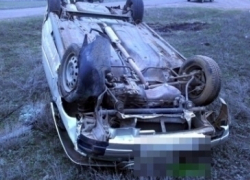 Под Волгоградом перевернулась «десятка»: 1 погиб, 1 ранен Под Волгоградом перевернулась «десятка»: 1 погиб, 1 ранен