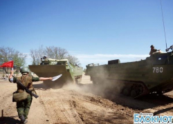 Под Волгоградом прошел военный «инженерный балет» Под Волгоградом прошел военный «инженерный балет»