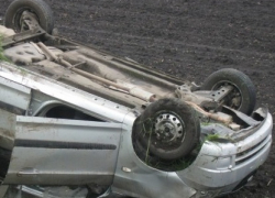 Автоледи погибла, лихача на трассе под Волгоградом Автоледи погибла, лихача на трассе под Волгоградом