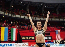 Волгоградка Елена Исинбаева выиграла золото Волгоградка Елена Исинбаева выиграла золото