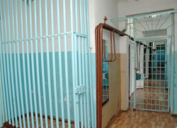 Под Волгоградом в спецприемнике умер водитель, задержанный за езду в пьяном виде Под Волгоградом в спецприемнике умер водитель, задержанный за езду в пьяном виде