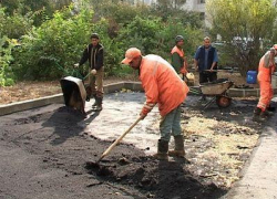 Дворы Волгограда реконструируют Дворы Волгограда реконструируют