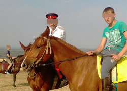 Бесследно исчез отец 16-летнего подростка, обнаруженного повешенным на детской площадке Волгограда Бесследно исчез отец 16-летнего подростка, обнаруженного повешенным на детской площадке Волгограда