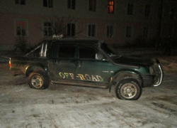 ЧП в Урюпинске: взрывчаткой разнесло машину владельца ритуальной конторы ЧП в Урюпинске: взрывчаткой разнесло машину владельца ритуальной конторы