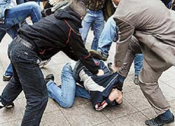 Трое подростков подвергли сексуальному насилию своего товарища Трое подростков подвергли сексуальному насилию своего товарища