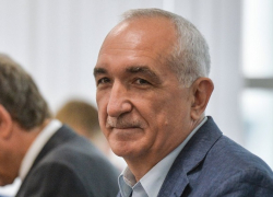 Президент Федерации футбола Волгоградской области Рохус Шох войдет в исполком РФС Президент Федерации футбола Волгоградской области Рохус Шох войдет в исполком РФС