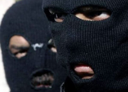 В Волгограде предпринимателя похитили бандиты в масках В Волгограде предпринимателя похитили бандиты в масках