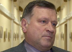 Он – вице-губернатор, она – директор «Волгофарма»: в Волгограде прокуратура оценит законность занимаемых постов четой Бахиных Он – вице-губернатор, она – директор «Волгофарма»: в Волгограде прокуратура оценит законность занимаемых постов четой Бахиных