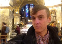 Уже неделя прошла с момента бесследного исчезновения волгоградского блогера, улетевшего в Москву к блатным Уже неделя прошла с момента бесследного исчезновения волгоградского блогера, улетевшего в Москву к блатным