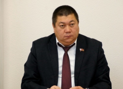 Депутат Волгоградской облдумы сегодня стал ягодкой Депутат Волгоградской облдумы сегодня стал ягодкой