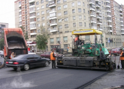 В Дзержинском районе Волгограда заменят 85 тыс. кв. м асфальта В Дзержинском районе Волгограда заменят 85 тыс. кв. м асфальта
