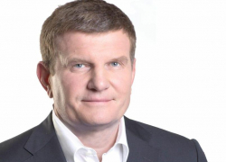 Олег Савченко поддержал решение правительства о выплате многодетным семьям 450 тысяч рублей Олег Савченко поддержал решение правительства о выплате многодетным семьям 450 тысяч рублей