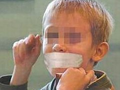 В Рудне работницу детского сада обвиняют в издевательствах над воспитанником В Рудне работницу детского сада обвиняют в издевательствах над воспитанником