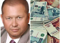 Обвиняемый в мошенничестве с ОСАГО депутат Алексей Зверев показал доход за год Обвиняемый в мошенничестве с ОСАГО депутат Алексей Зверев показал доход за год