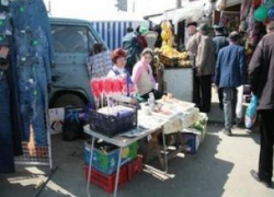 Волгоградским дачникам выделяют места на рынках города Волгоградским дачникам выделяют места на рынках города