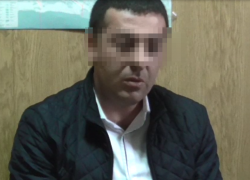 В Волгограде задержали стрелявшего из свадебного кортежа предпринимателя В Волгограде задержали стрелявшего из свадебного кортежа предпринимателя