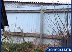 Волгоградка боится быть похороненной заживо из-за соседского дома Волгоградка боится быть похороненной заживо из-за соседского дома