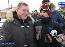 Андрей Бочаров бросил всё и уехал в Урюпинск "короновать" Андрей Бочаров бросил всё и уехал в Урюпинск "короновать"