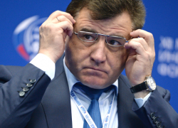 Волгоградские родители просят Путина признать незаконными бюджетные траты Боженова Волгоградские родители просят Путина признать незаконными бюджетные траты Боженова