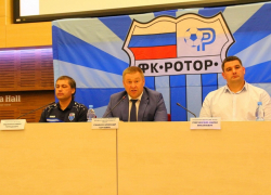 «Ротор-Волгоград» отбросил приставку и очередного волгоградца «Ротор-Волгоград» отбросил приставку и очередного волгоградца
