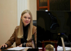 Женщина-весна и ангел-хранитель НЭТа: директор экспериментального театра Волгограда празднует день рождения Женщина-весна и ангел-хранитель НЭТа: директор экспериментального театра Волгограда празднует день рождения