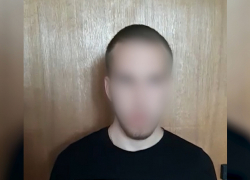 Волгоградские полицейские поймали 21-летнего телефонного мошенника, который лишал людей сбережений Волгоградские полицейские поймали 21-летнего телефонного мошенника, который лишал людей сбережений