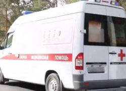 Легковушка протаранила японский внедорожник на западе Волгограда: 12-летняя школьница в больнице Легковушка протаранила японский внедорожник на западе Волгограда: 12-летняя школьница в больнице