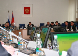 В Волгограде 65% дорог изношены и не соответствуют нормам В Волгограде 65% дорог изношены и не соответствуют нормам