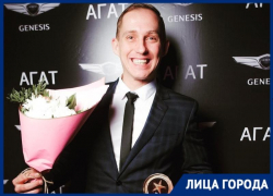 «Когда я только начинал, мир воспринимал ведущих, как клоунов, работающих за еду»: профессиональный волгоградский ведущий Константин Смирнов «Когда я только начинал, мир воспринимал ведущих, как клоунов, работающих за еду»: профессиональный волгоградский ведущий Константин Смирнов