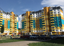 240 семей Волгоградской области участвуют в программе на получение жилья 240 семей Волгоградской области участвуют в программе на получение жилья