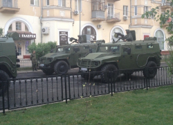 В Волгограде прошла первая репетиция парада Победы В Волгограде прошла первая репетиция парада Победы