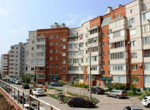 Волгоградские чиновники проверили ступеньки в 145 жилых домах Волгоградские чиновники проверили ступеньки в 145 жилых домах