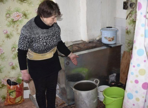 Жители поселка под Волгоградом больше месяца живут без воды Жители поселка под Волгоградом больше месяца живут без воды