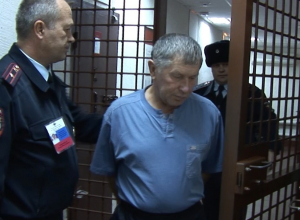 Под Волгоградом электрик вонзил нож в живот мужчине в очереди к банкомату Под Волгоградом электрик вонзил нож в живот мужчине в очереди к банкомату