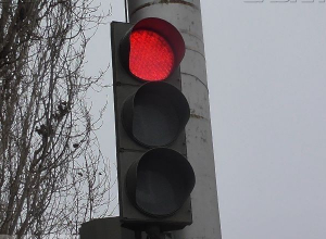 28-летний водитель «Ауди-80» не выжила после вылета в кювет на бешеной скорости под Волгоградом 28-летний водитель «Ауди-80» не выжила после вылета в кювет на бешеной скорости под Волгоградом