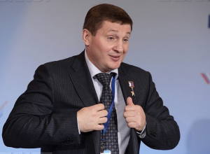 Супруга губернатора Бочарова за год заработала 23,5 млн рублей Супруга губернатора Бочарова за год заработала 23,5 млн рублей