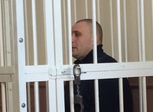 Волжский маньяк Масленников потребовал у суда разговора с возлюбленной Волжский маньяк Масленников потребовал у суда разговора с возлюбленной