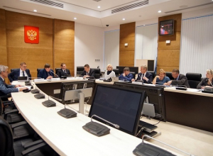 Андрей Бочаров поставил перед депутатами облдумы задачу увеличить продолжительность жизни людей Андрей Бочаров поставил перед депутатами облдумы задачу увеличить продолжительность жизни людей