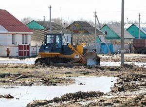«Смешные» компенсации получили 565 пострадавших от наводнения семей Волгоградской области «Смешные» компенсации получили 565 пострадавших от наводнения семей Волгоградской области