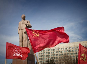 Волгоградские коммунисты на выборы пойдут под знаменем демократии Волгоградские коммунисты на выборы пойдут под знаменем демократии