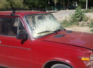 Баллон с монтажной пеной взорвался в салоне авто в Волгограде Баллон с монтажной пеной взорвался в салоне авто в Волгограде