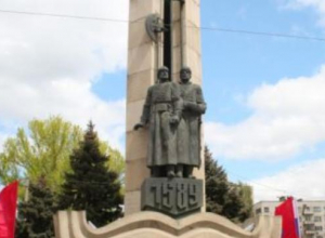 В Волгограде уже распределили депутатские мандаты по районам В Волгограде уже распределили депутатские мандаты по районам