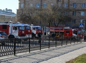 40 человек тушили пожар на вокзале Волгоград-I 40 человек тушили пожар на вокзале Волгоград-I
