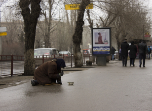 Пожилые люди будут жить на 285 рублей в день по решению волгоградских чиновников Пожилые люди будут жить на 285 рублей в день по решению волгоградских чиновников